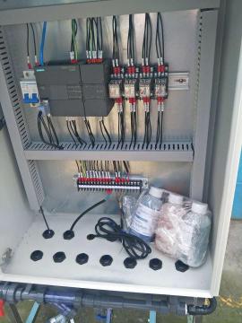 加藥設(shè)備不帶桶