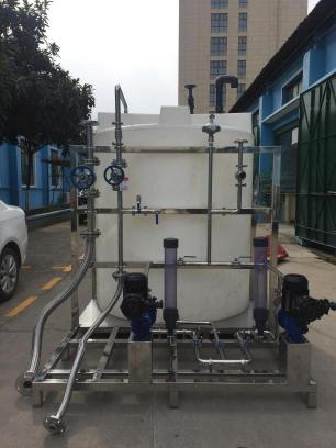 不銹鋼管道加藥設(shè)備