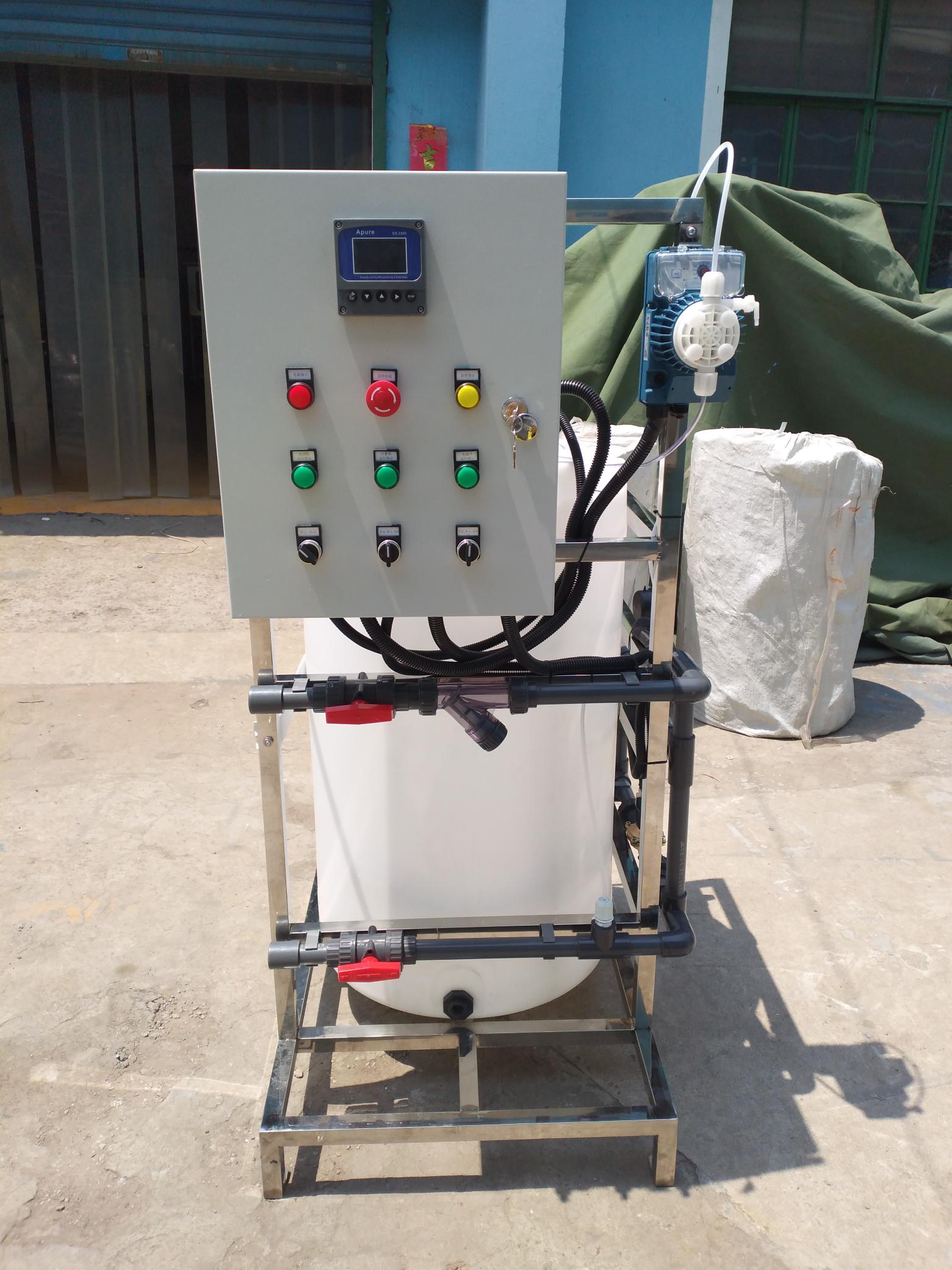 加藥裝置，污水處理裝置