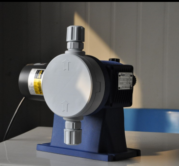 定量泵，計量加藥 ， 滿足不同介紹需求, 220V/ 380V電源可選