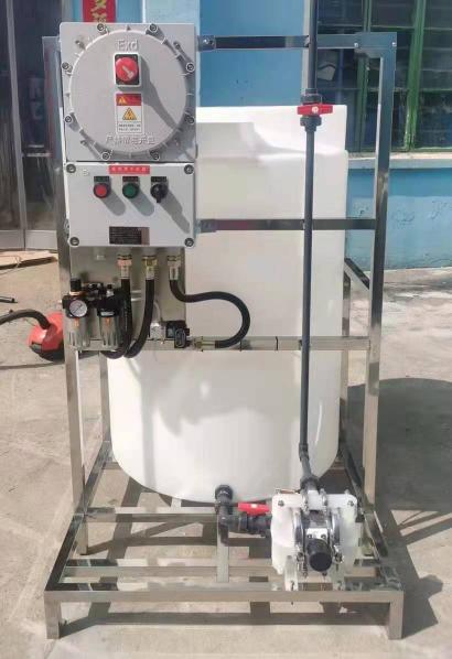 （加藥設(shè)備）非標(biāo)定制 防爆箱配氣動泵單桶設(shè)備