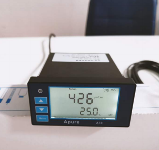 對溶液電導(dǎo)/電阻率進(jìn)行連續(xù)測量