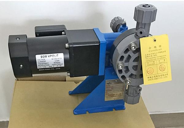 1568167442229547.jpg 9496053527_838670399-1 (1).jpg